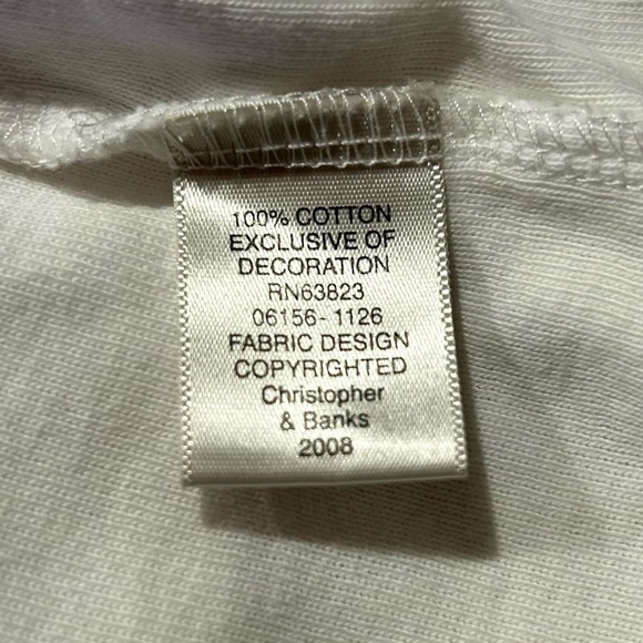 A Christopher & Banks pullover shirt in white with button and embroidery details - Picture 4 of 8